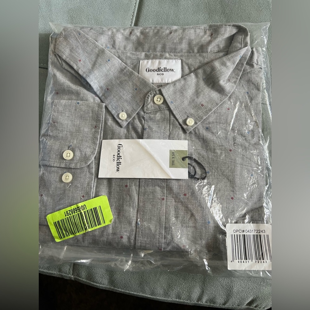 Goodfellow & Co Men’s Long Sleeve Button Down Shirt